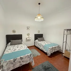 https://apt-edificio-lenoa.puertodelcarmen-hotels.org